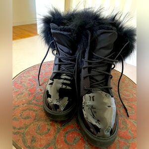 Beautiful Patent Leather Brooke Boots from Cloud 9. Size US 10
十